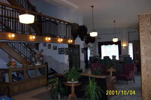The Murray Hotel - Real Western Flair